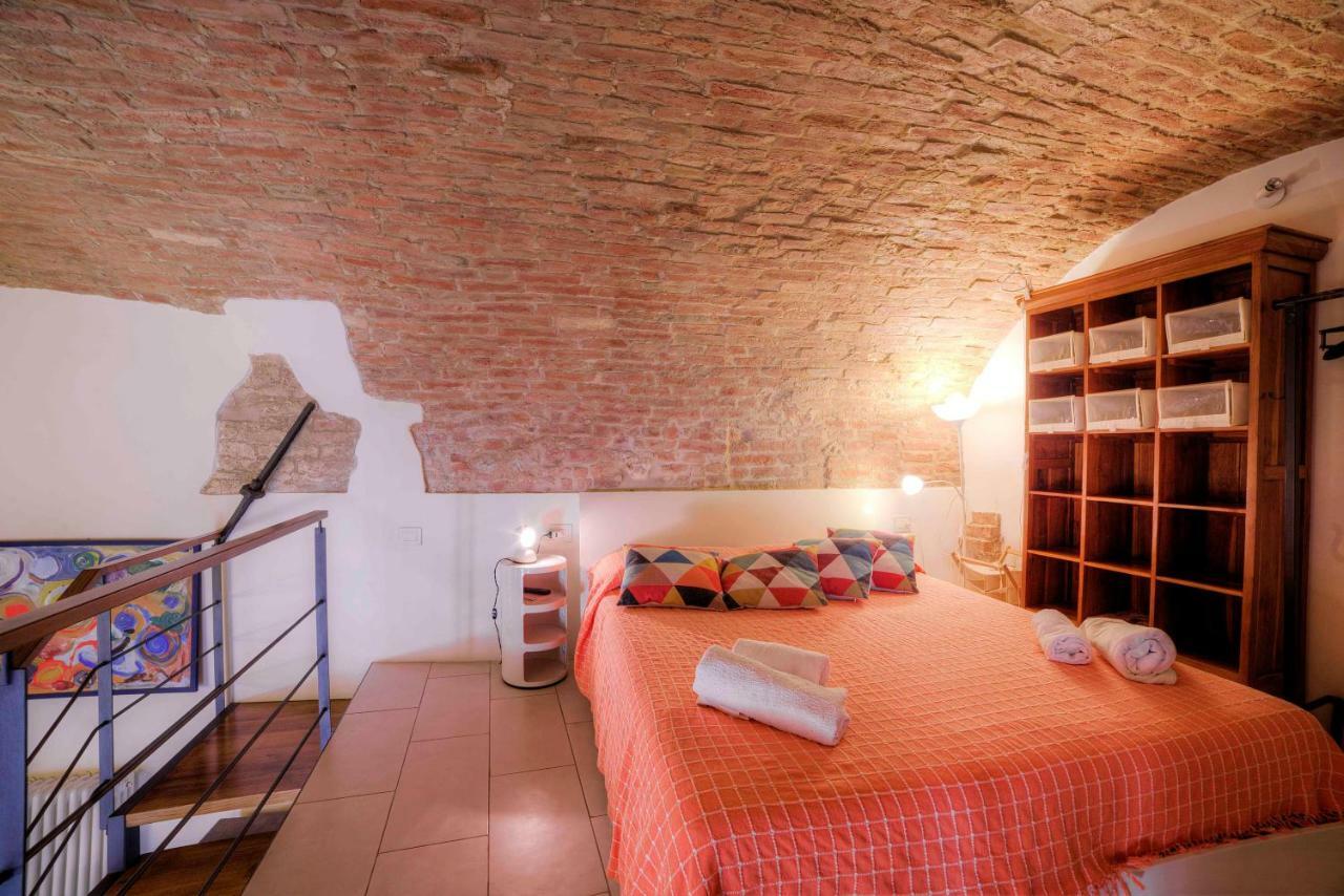 Stilnuovo Charming Apartment In Siena'S Historic Center, Very Close To Piazza Del Campo Luaran gambar