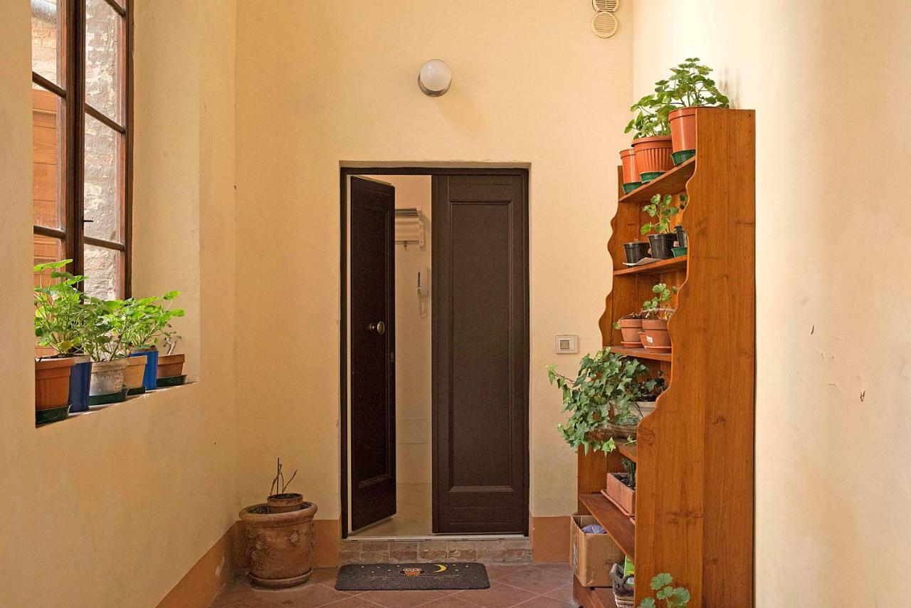 Stilnuovo Charming Apartment In Siena'S Historic Center, Very Close To Piazza Del Campo Luaran gambar